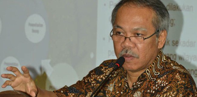 Menteri PUPR Ajak Insinyur UGM Berkiprah Bangun Infrastruktur