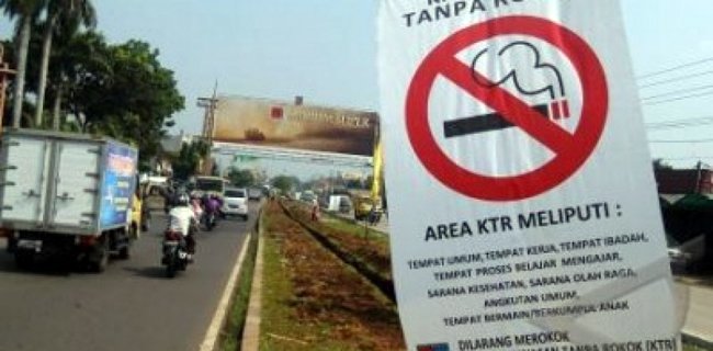 Pelarangan Pemajangan Rokok Resahkan Pedagang Bogor
