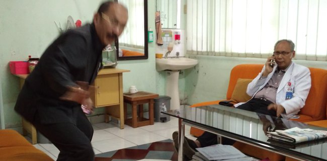 Pengacara Novanto Melakukan Pembicaraan Tertutup Dengan Tim Dokter