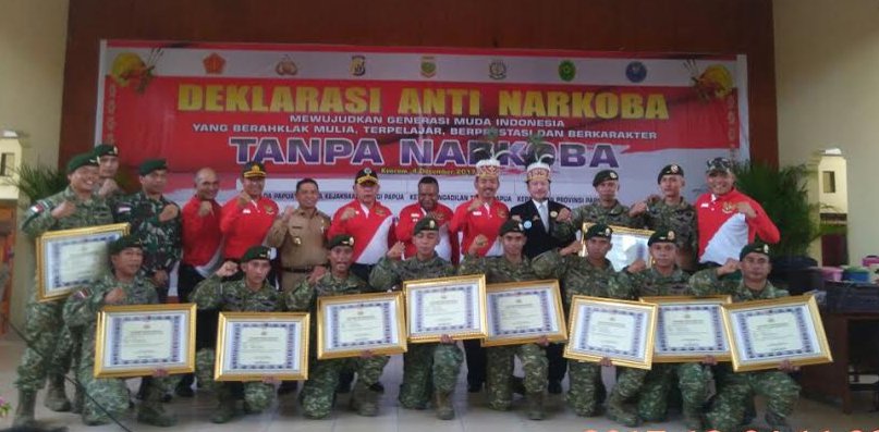 Gagalkan Penyelundupan Ganja, 12 Prajurid Yonif 432 Kostrad Dapat Penghargaan