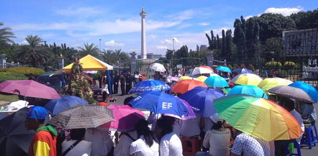 Lagi, Jemaat GKI Dan HKBP Filadelfia Misa Natal Di Seberang Istana Merdeka