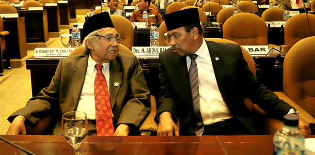 Sabam Sirait <i>Comeback</i> Ke Senayan