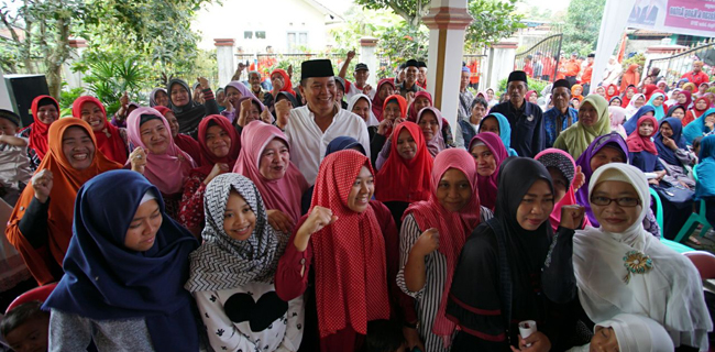 Didoakan Kaum Ibu, Kang Hasan Ingin Rakyat Jabar Mapan