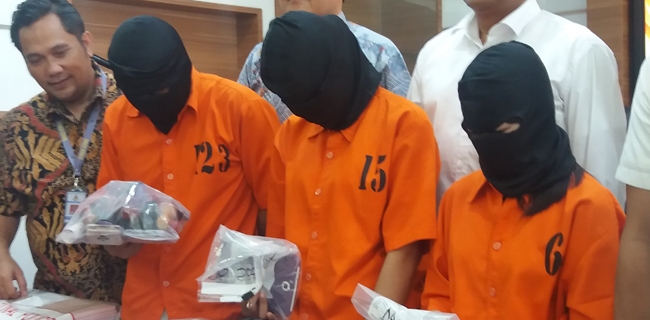 Dua Mahasiswi Penjual Surat Sakit Palsu Ikut Ditangkap