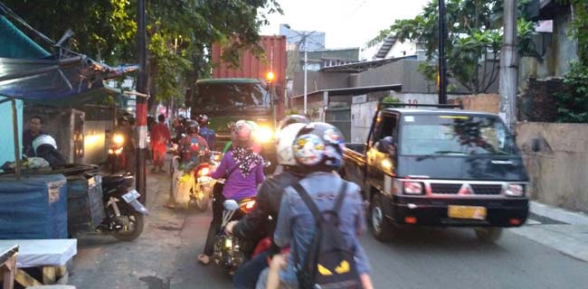 Pak Walikota Jakut Jangan Tutup Mata Dong