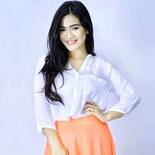 Felicya Angelista, Hina Prajurit, Memelas Minta Maaf