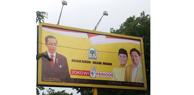 Misbakhun Sebar Baliho Jokowi Capres