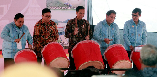 Sambutan "Pantun" Gubernur Sumbar Di Puncak HPN