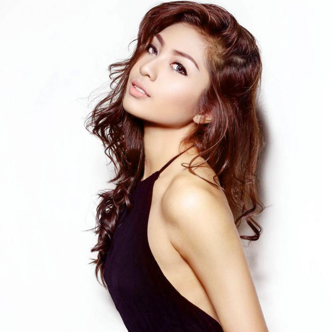 Charlize Theron yomon