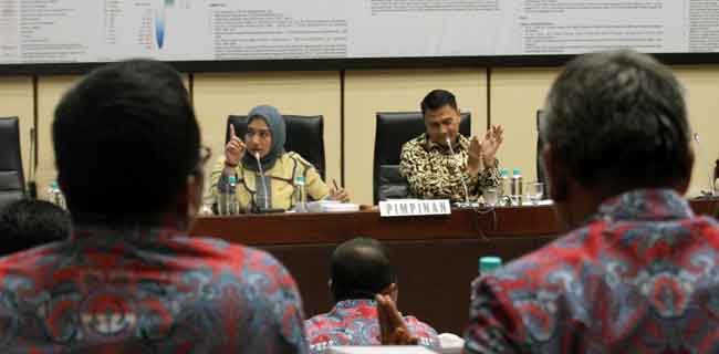 DPR Dan Pemerintah Sepakat Tetapkan Perangkat Desa Bagian Pemerintahan