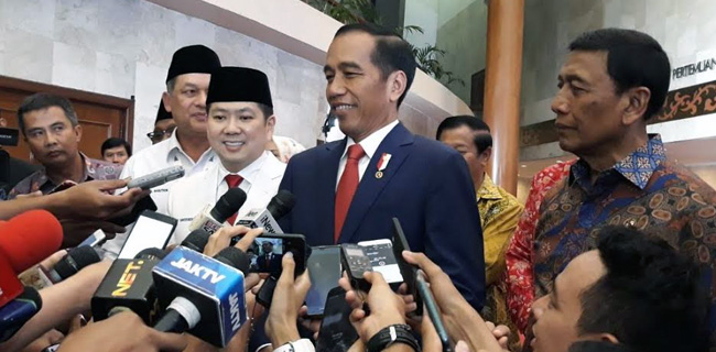 Jokowi Singung Lagi Kritik Pembagian Sertifikat Tanah