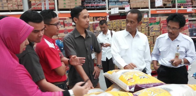 Kepala BKP Kementan Sidak Harga Pangan Di Palembang