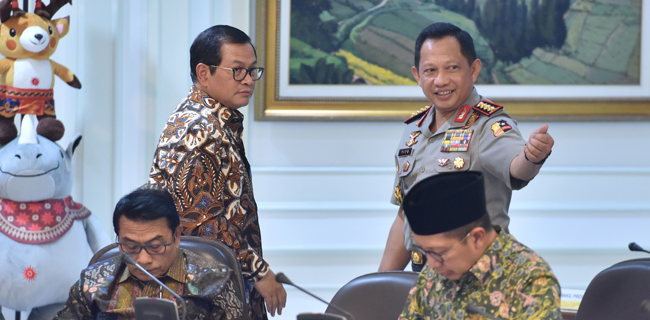 Kapolri Yang Minta TNI Ikut Perangi Terorisme