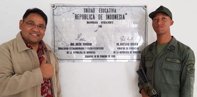 Sekolah Indonesia di Venezuela Dijaga Ketat Tentara