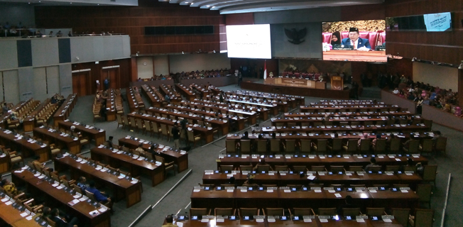 Utut Adianto Pimpin Sidang Paripurna DPR