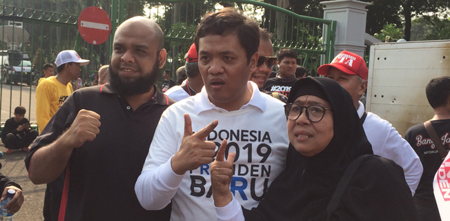 Habirurokhman Akan Adukan Razia Kaos #2019GantiPresiden Ke Anies-Sandi
