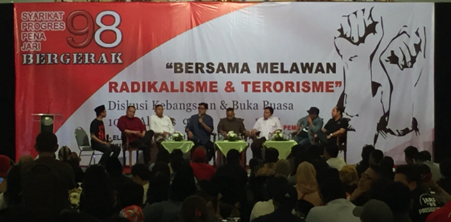 Demokrasi Indonesia Disusupi Penumpang Gelap
