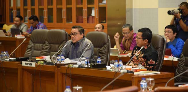 Komisi IX Dorong Pembentukan Timwas TKA
