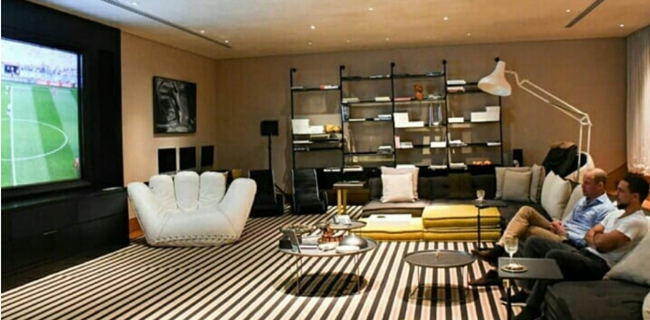 Pangeran William Nonton Inggris Vs Panama Ditemani Putra Mahkota Yordania