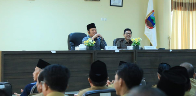 Lamsel Pemda Pertama Di Lampung Yang Cairkan THR