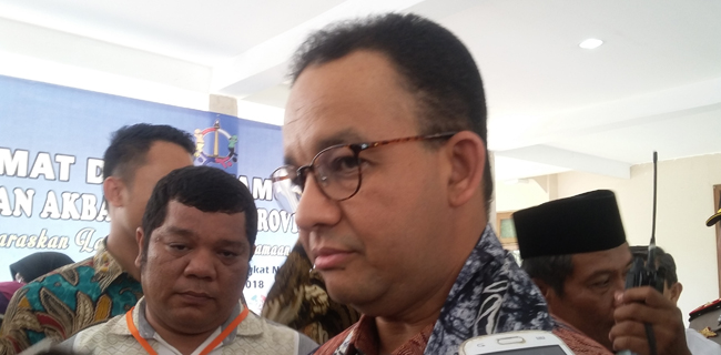 Ditanya Sudah Izin Nyapres Ke Jokowi, Anies Nyengir