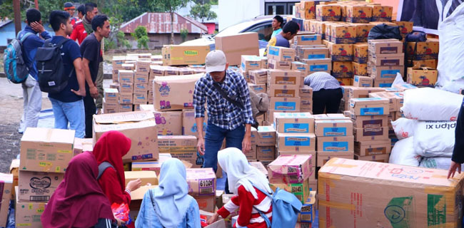 Fahri Hamzah Kirim Bantuan Susulan 2 Truk Susu