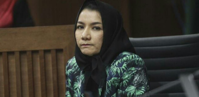 Rita Resmi Jadi Warga Lapas Pondok Bambu