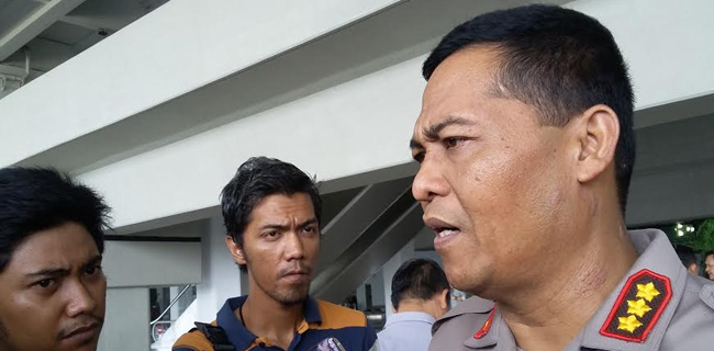 Polisi: Perempuan Yang Ludahi Rombongan Jokowi Buru-buru Ke Kantor