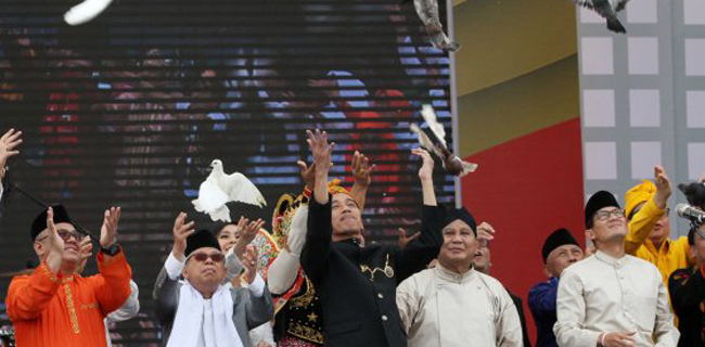 Apakah Tuhan Sedang Bicara Pada Rakyat Indonesia Lewat "Delapan Tanda"?