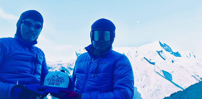 IMCE Bertekad Baca Maklumat Sumpah Pemuda Di Elbrus