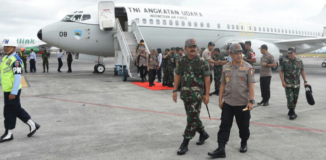 Panglima TNI Dan Kapolri Mendarat Di Bandara Lombok