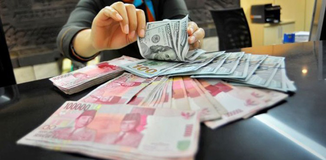 Perbaiki Rupiah, Pemerintah Harus Tegas Bukan Beri Amnesti Pajak
