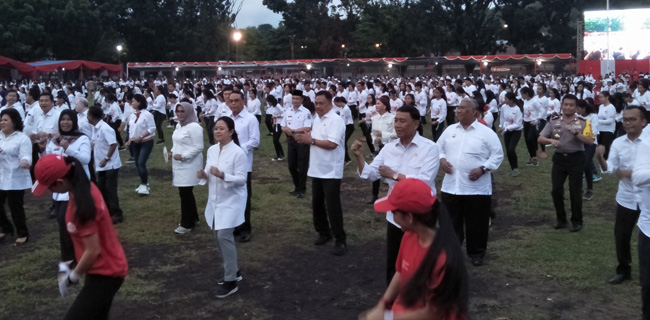 Meriahkan PKN Revolusi Mental, Empat Menteri Menari Poco-Poco Di Manado