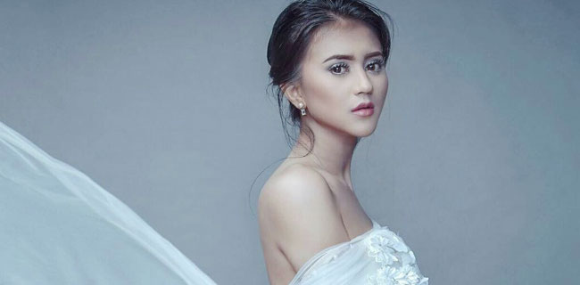 Karina Nandia Saputri, Dipaksa Model, Terima Kasih