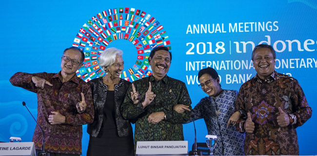 Salam Satu Jari Luhut Dan Sri Mulyani Menguntungkan Jokowi-Ma'ruf?