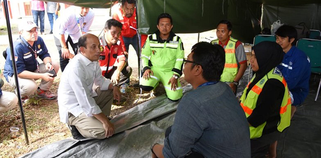 Beri Semangat Tim ESDM Siaga Bencana Sulawesi Tengah, Arcandra: Jaga Kesehatan