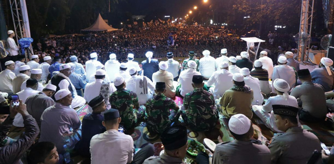 Pejabat Teras Kodam Tanjungpura Hadiri "Kalbar Bersholawat"