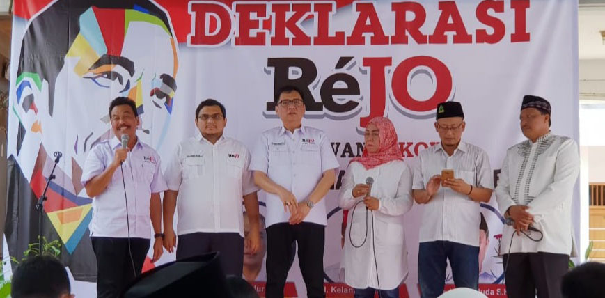 <i>Man Jadda Wajada</i>, Jokowi-Ma'ruf Menang 70% Di Jatim