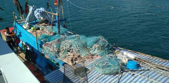 Kapal Vietnam Berbendera Malaysia Tertangkap Aktivitas Ilegal Di Natuna Utara