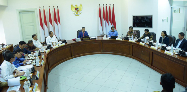 Jokowi Minta Proses Divestasi Freeport Rampung Sebelum Akhir Tahun