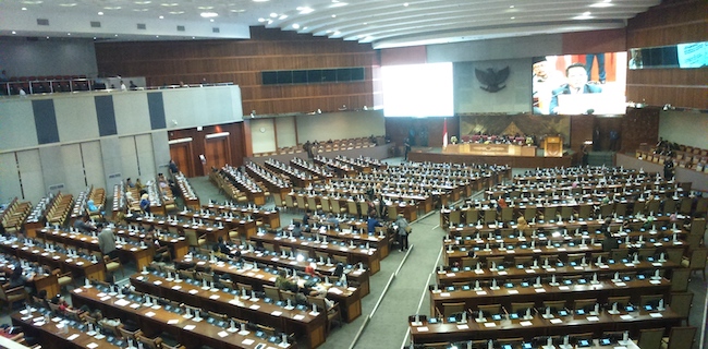 275 Anggota DPR Bolos Di Rapat Paripurna Pertama