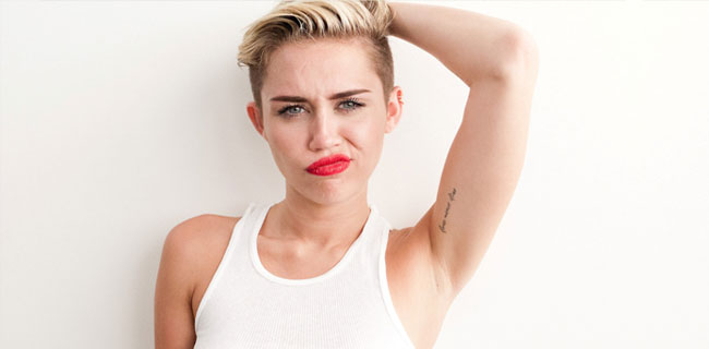 Miley Cyrus, Donasi 7,4 M Untuk Korban Kebakaran