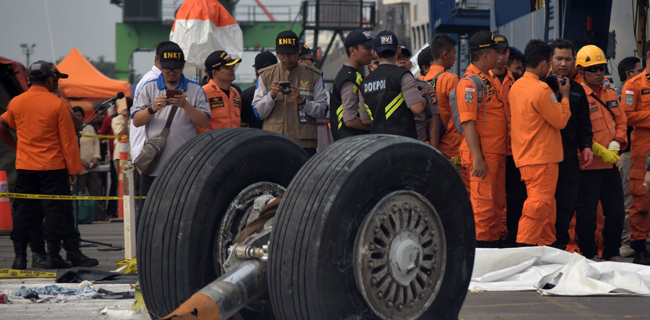 Ban Pesawat Lion Air JT-610