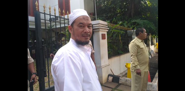 Tidak Klarifikasi, Jokowi Dinilai Setuju Penolakan Perda Syariah