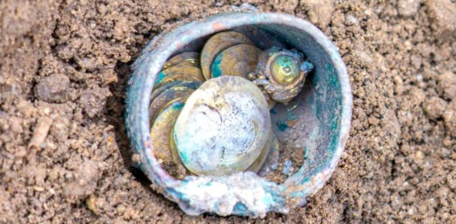 Arkeolog Temukan Koin Berusia 900 Tahun Di Kota Pelabuhan Kuno Israel