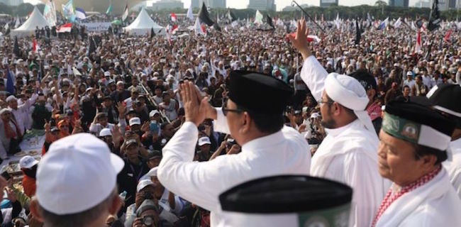 Prabowo, Jokowi dan Massa