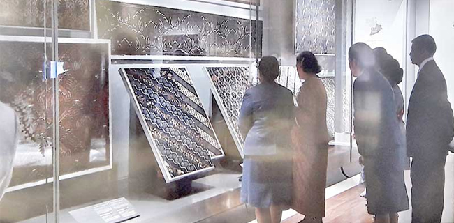 Pameran Batik Koleksi Raja Chulalongkorn
