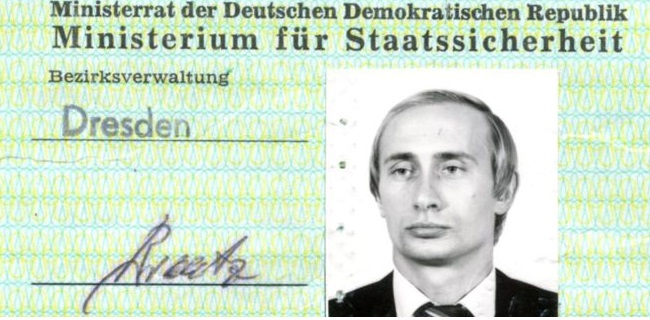 Kartu Identitas Vladimir Putin Ditemukan Di Jerman