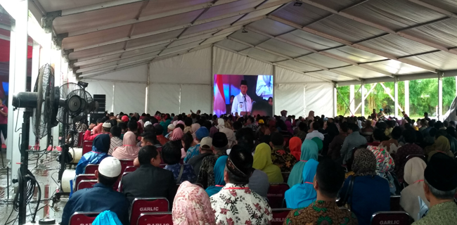 Jokowi Bagikan 40 Ribu Sertifikat Tanah Untuk Warga Tangsel
