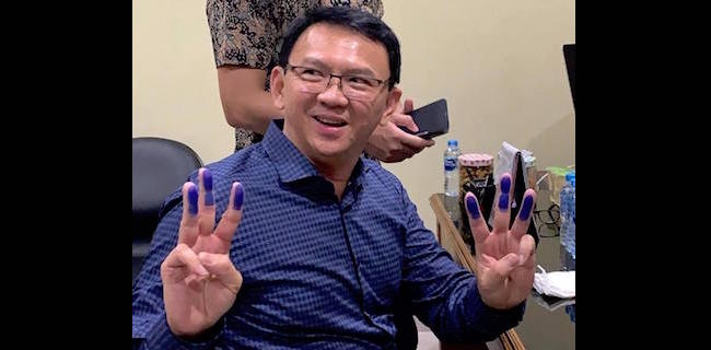 Tiga Jari Ahok, Pengamat: Mungkin, Pesan Khusus Tidak Ke 01 Dan 02